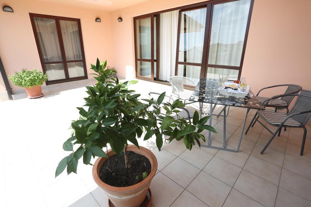 Apartment Larin *