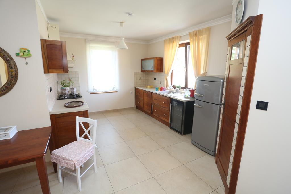 Apartment Larin *